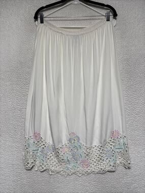 VTG 80’s Bali Emerald White Embroidered Floral Design Skirt Women’s One Size